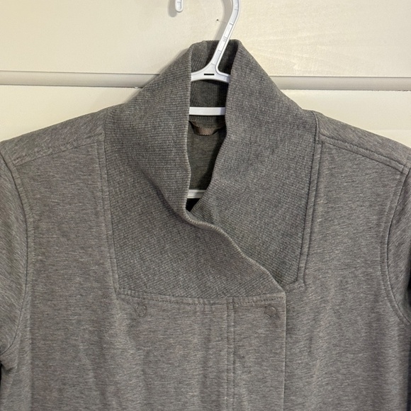 Lululemon Grey Wrap Snap Belle Sweatshirt Jacket 41998 - Picture 4 of 14